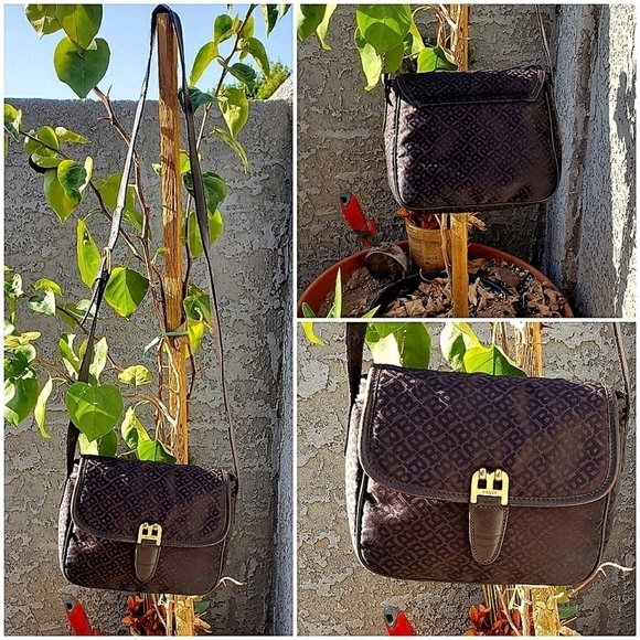 THIS RARE VINTAGE BALLY CROSSBODY BAG - Picture 2 of 11